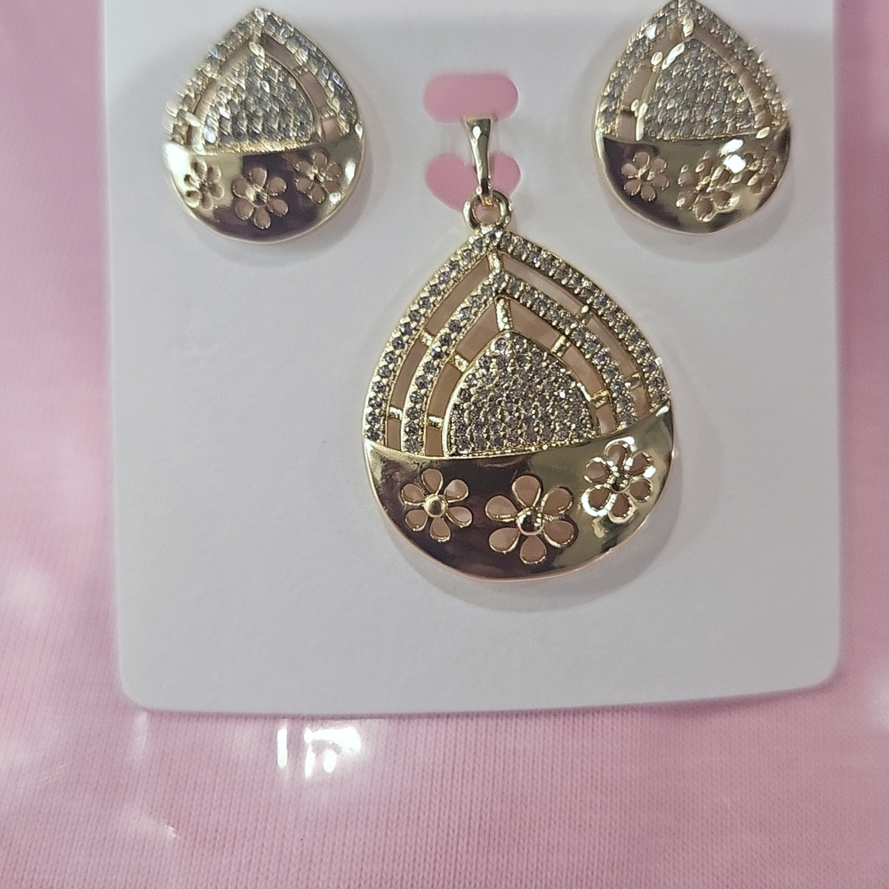 Gold and Silver Teardrop Pendant and Earring Set